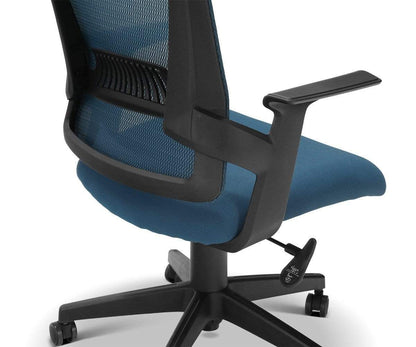 Chaise Pitka