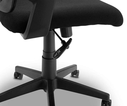 Chaise Pitka